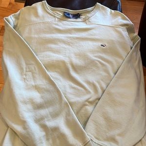 Vineyard Vine XL crewneck